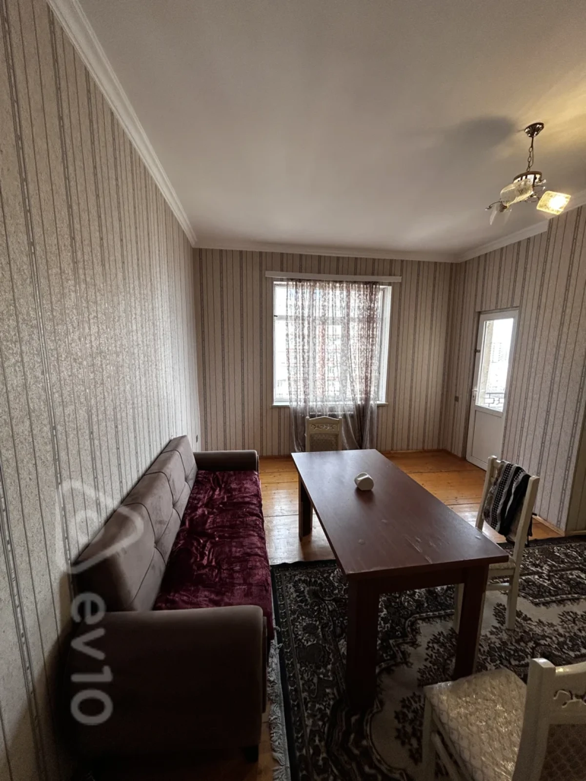 Kirayə verilir 2 otaqlı yeni tikili 80 m²