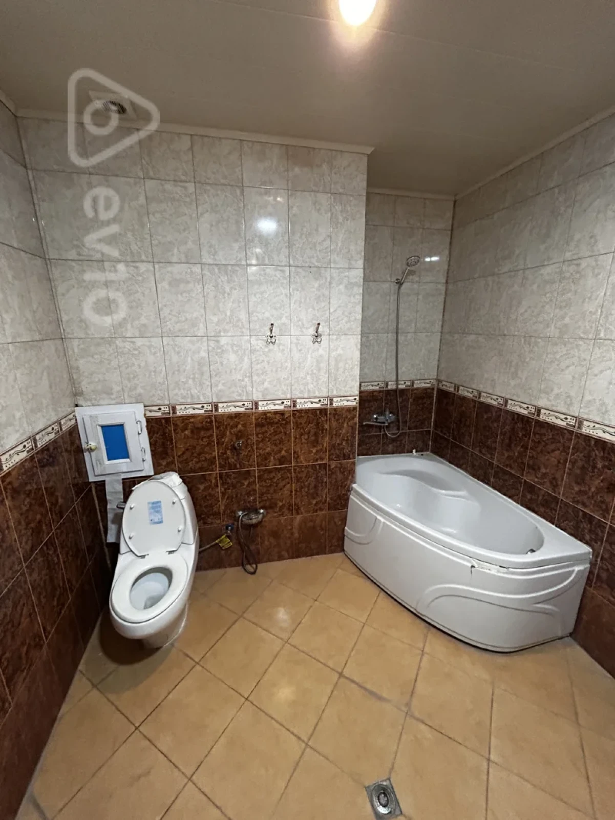 Kirayə verilir 2 otaqlı yeni tikili 80 m²