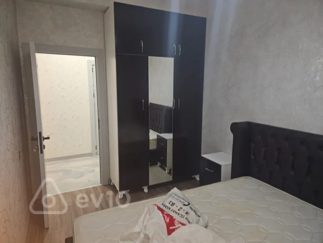 Kirayə verilir 3 otaqlı yeni tikili 75 m²