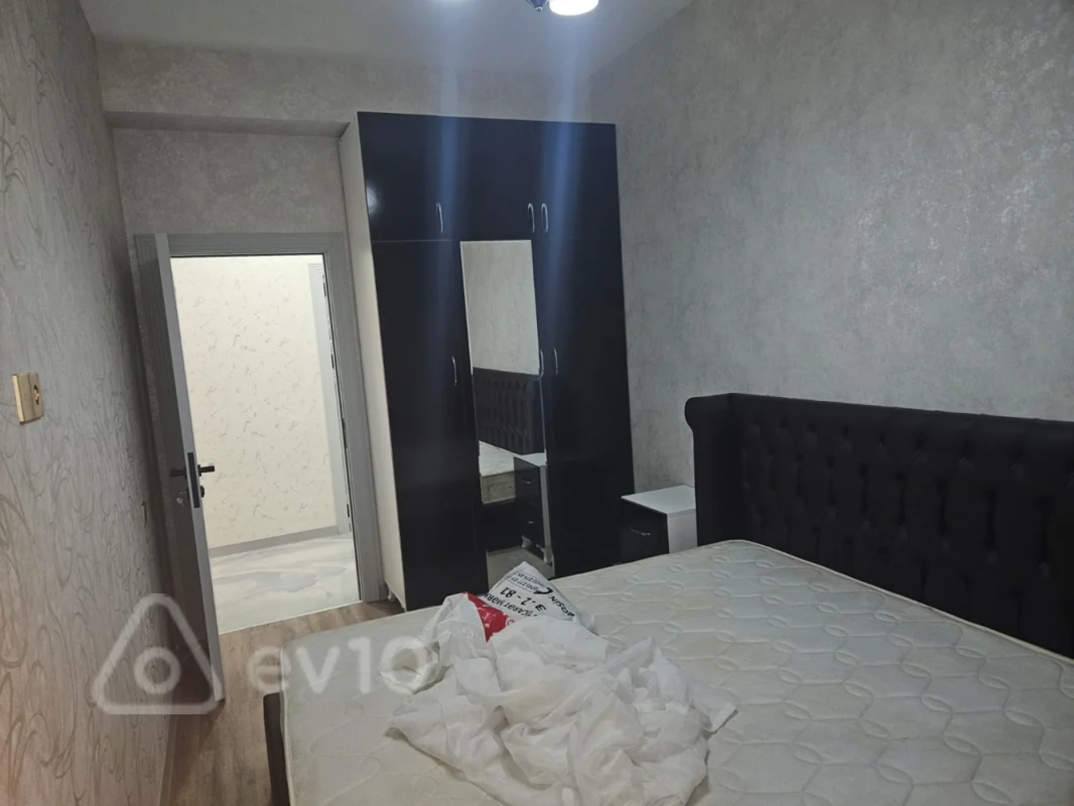 Kirayə verilir 3 otaqlı yeni tikili 75 m²