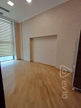 Kirayə verilir 5 otaqlı ofis 180 m²