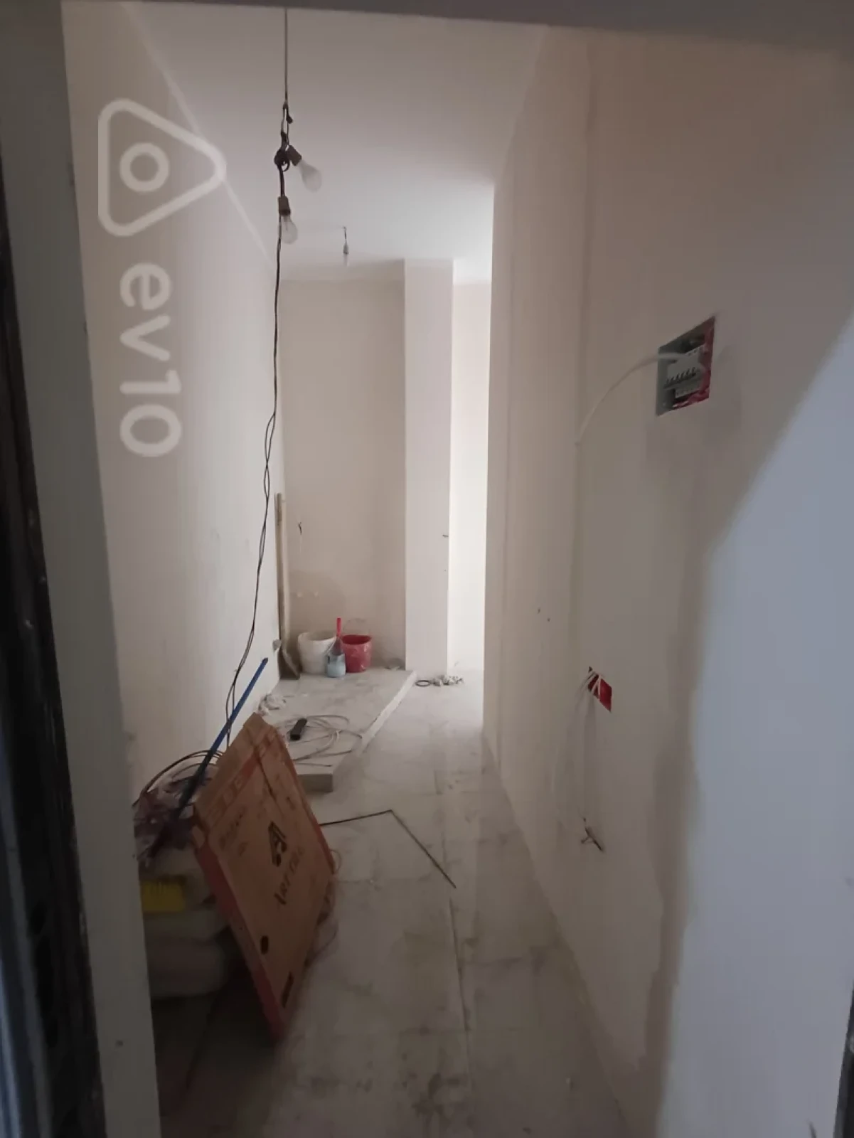 Kirayə verilir 2 otaqlı ofis 60 m²