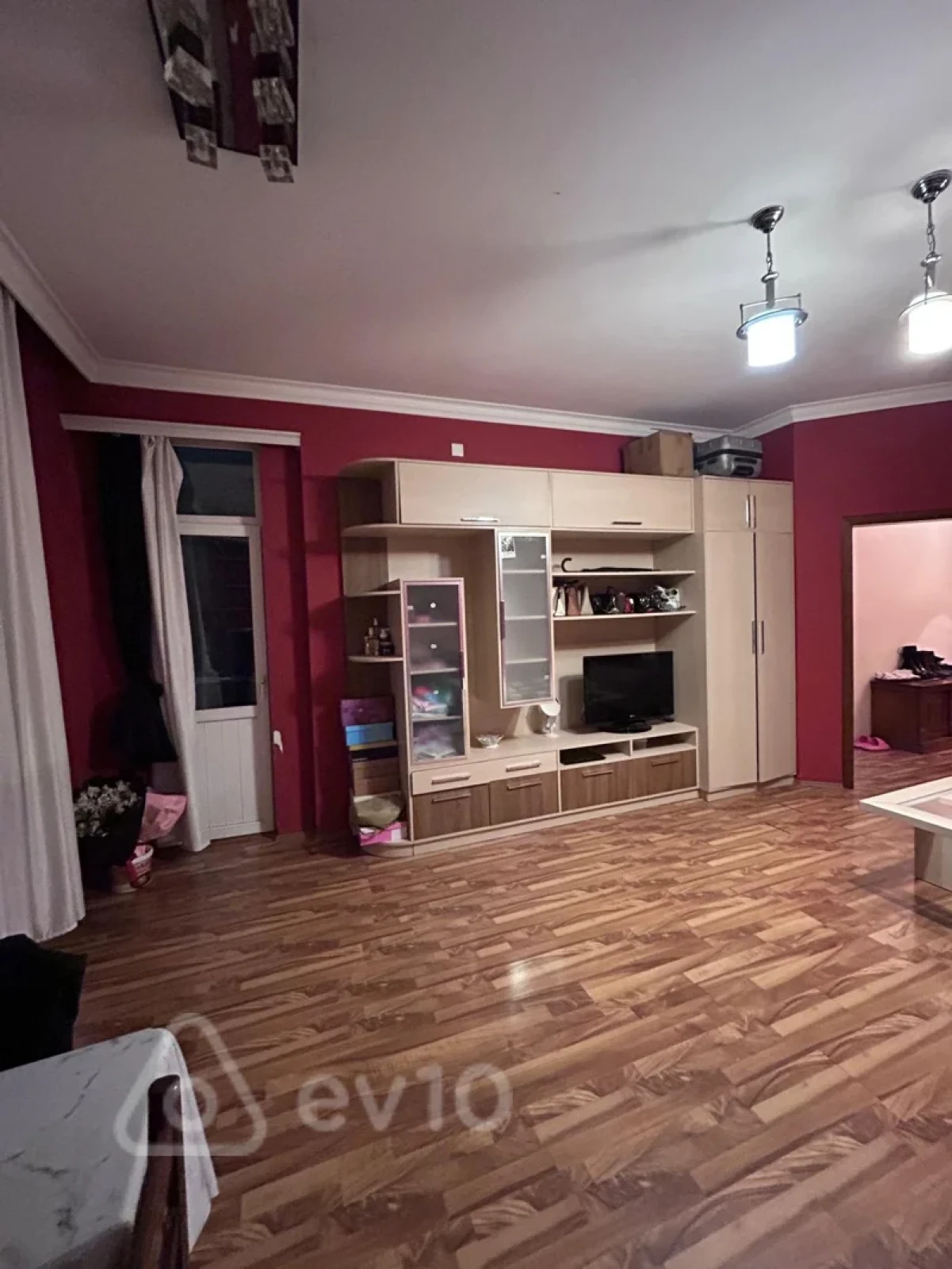 Kirayə verilir 2 otaqlı yeni tikili 72 m²