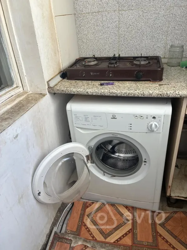 Kirayə verilir 1 otaqlı köhnə tikili 40 m²