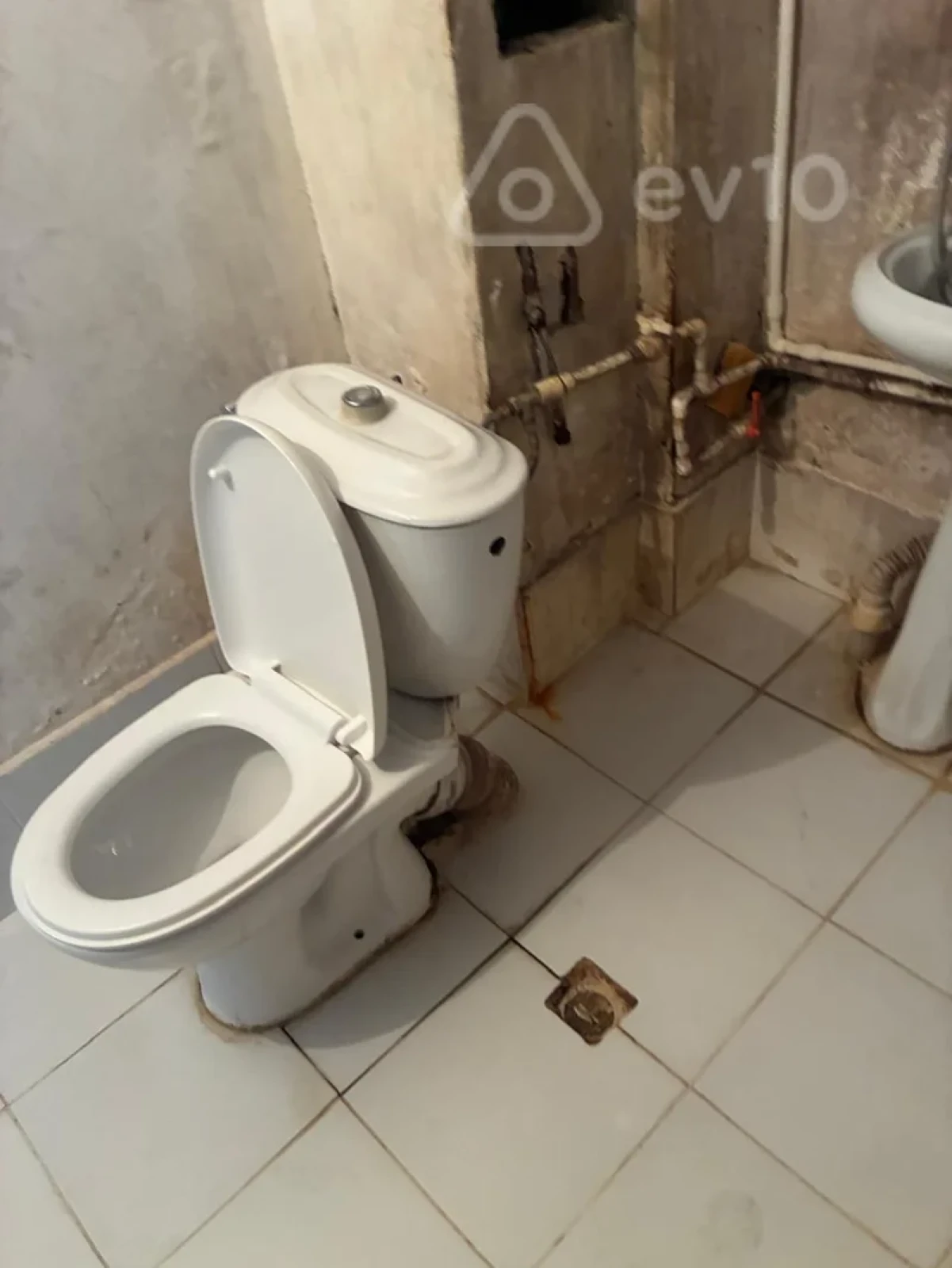 Kirayə verilir 1 otaqlı köhnə tikili 40 m²