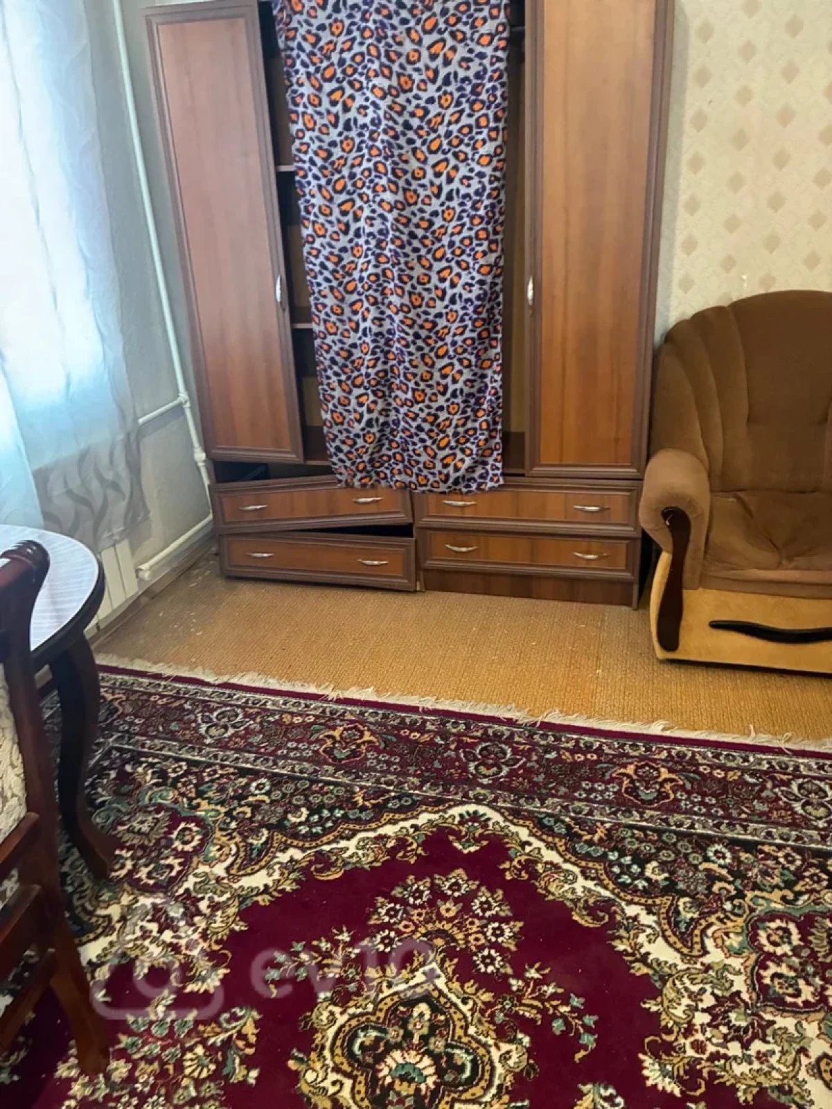 Kirayə verilir 1 otaqlı köhnə tikili 40 m²