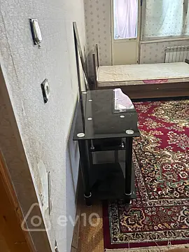 Kirayə verilir 1 otaqlı köhnə tikili 40 m²
