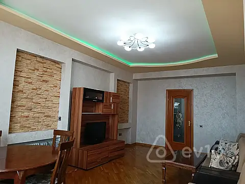 Kirayə verilir 3 otaqlı yeni tikili 96 m²