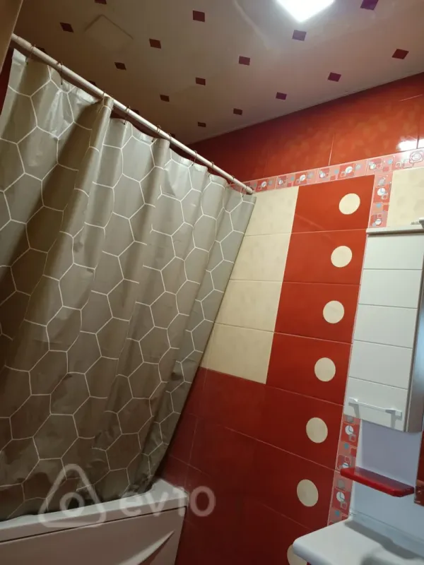 Kirayə verilir 3 otaqlı yeni tikili 96 m²