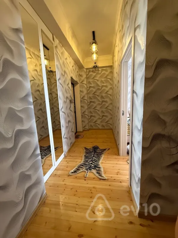 Kirayə verilir 2 otaqlı yeni tikili 50 m²