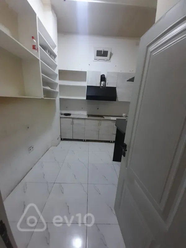 Kirayə verilir mənzil 90 m²