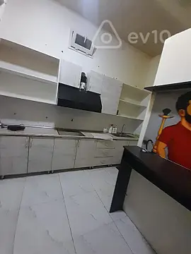 Kirayə verilir mənzil 90 m²