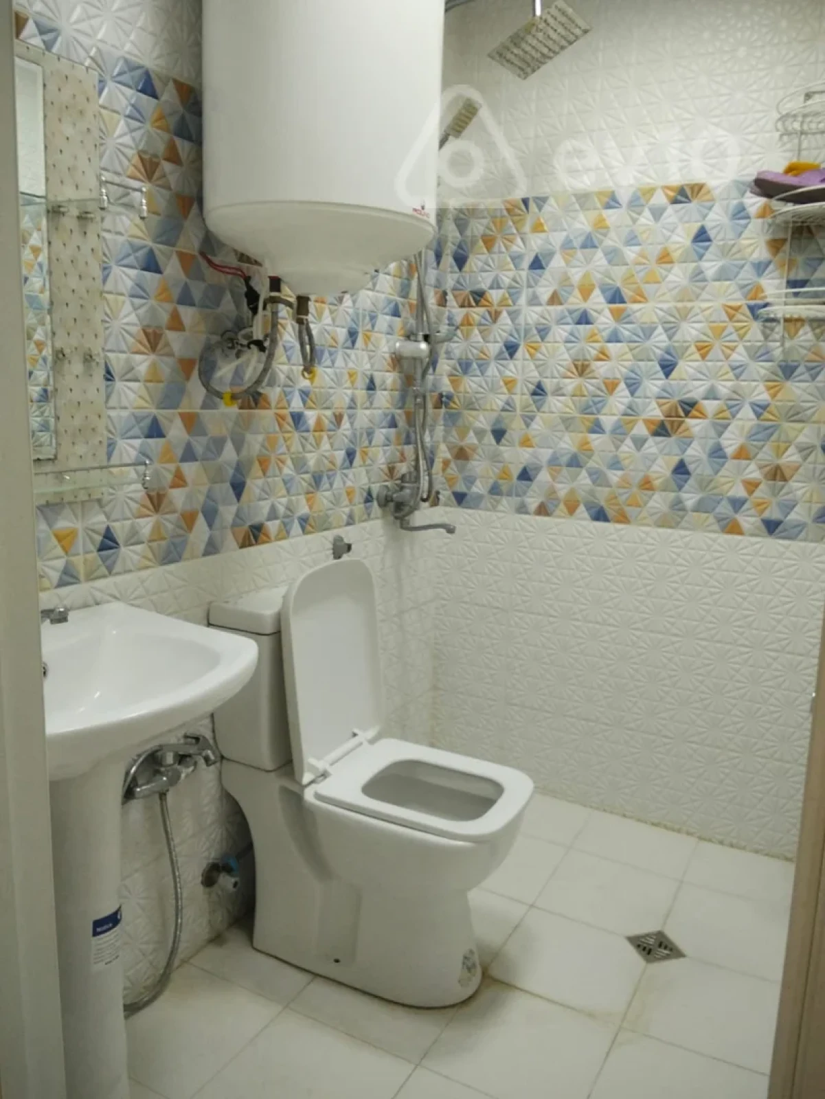 Kirayə verilir 2 otaqlı yeni tikili 58 m²