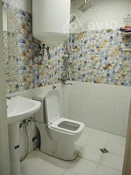 Kirayə verilir 2 otaqlı yeni tikili 58 m²