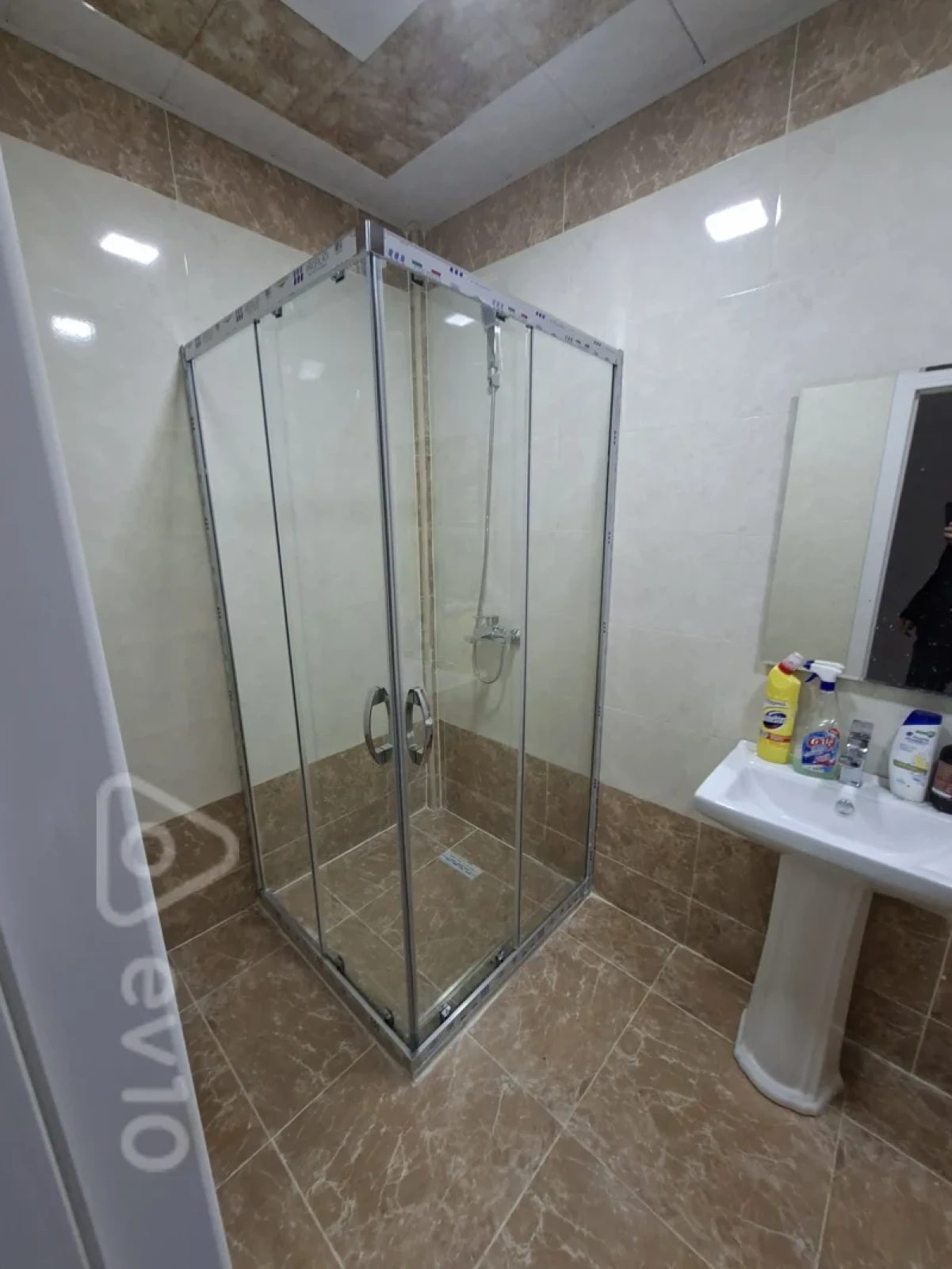 Kirayə verilir 2 otaqlı yeni tikili 77 m²