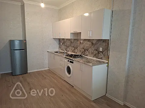 Kirayə verilir 2 otaqlı yeni tikili 77 m²