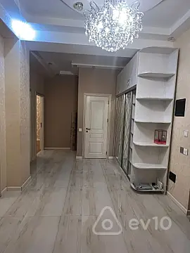 Kirayə verilir 3 otaqlı yeni tikili 105 m²