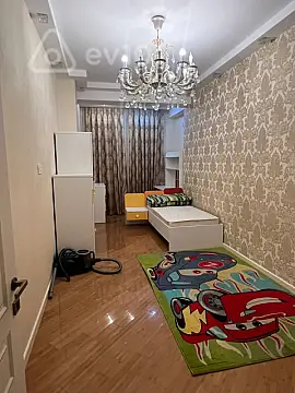 Kirayə verilir 3 otaqlı yeni tikili 105 m²
