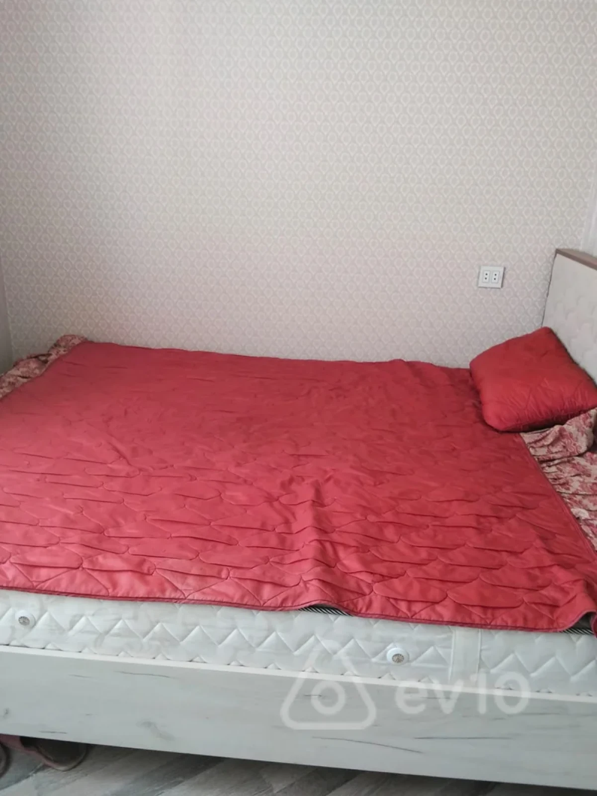 Kirayə verilir 2 otaqlı yeni tikili 43 m²