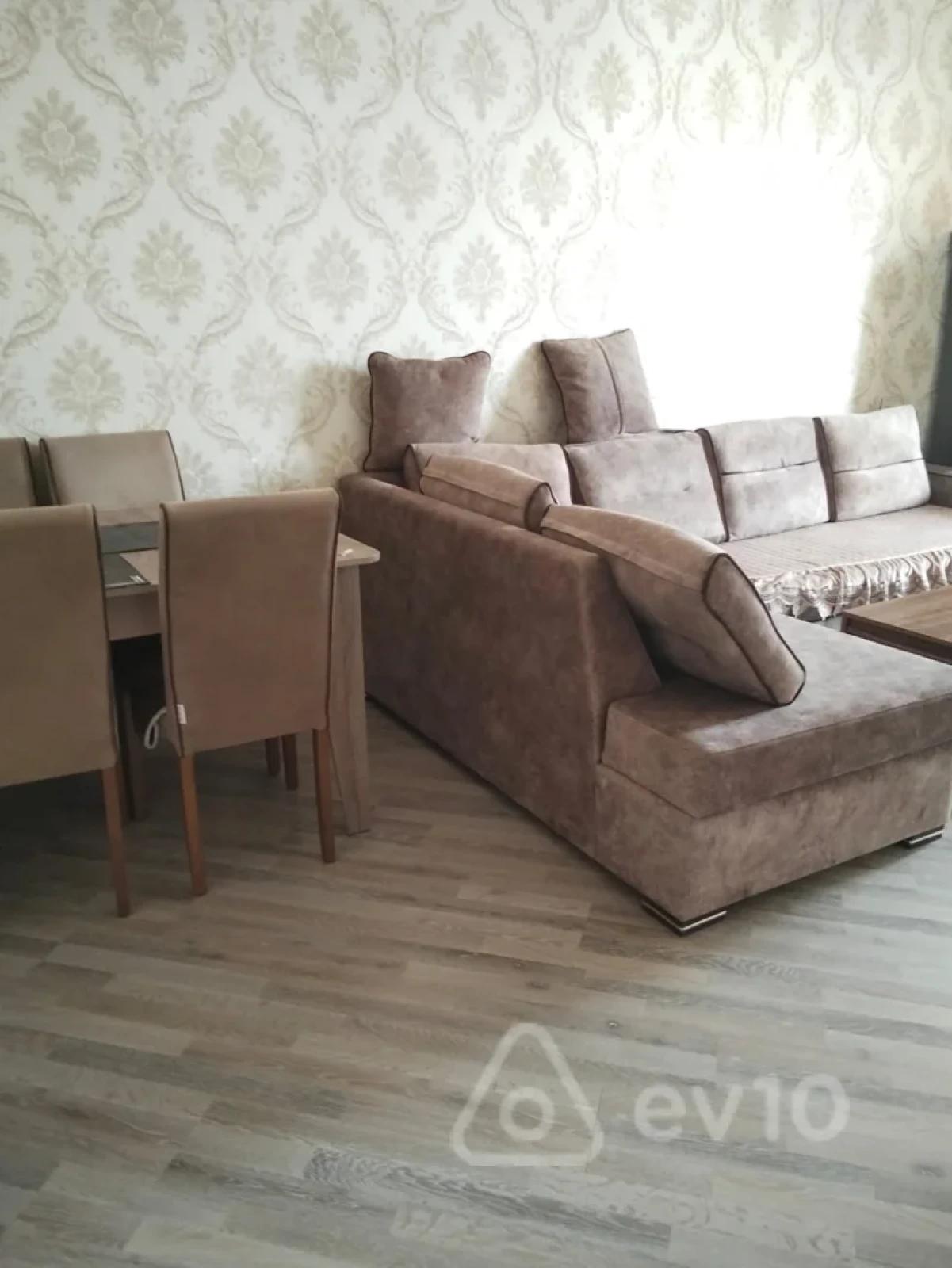 Kirayə verilir 2 otaqlı yeni tikili 43 m²