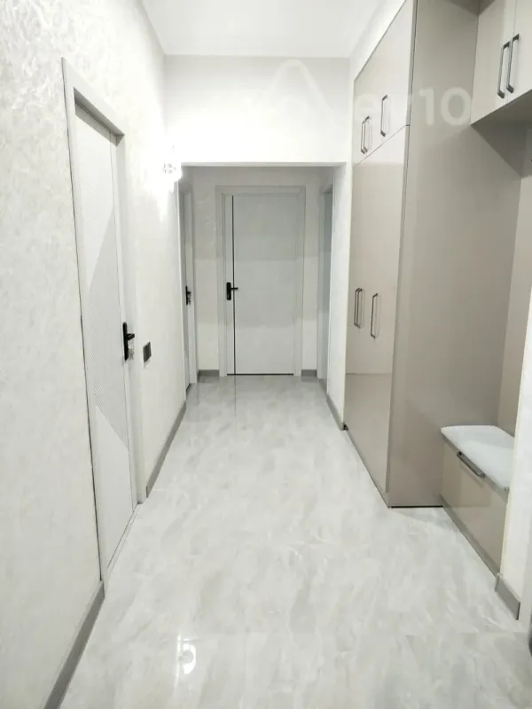 Kirayə verilir 3 otaqlı yeni tikili 90 m²
