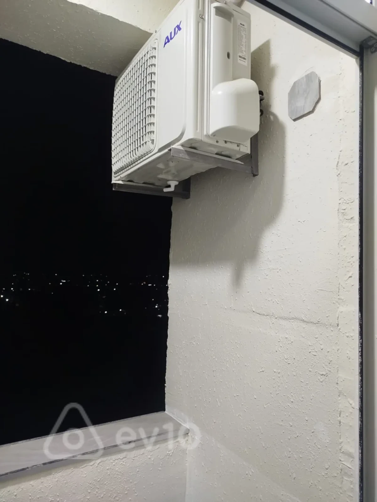 Kirayə verilir 3 otaqlı yeni tikili 90 m²