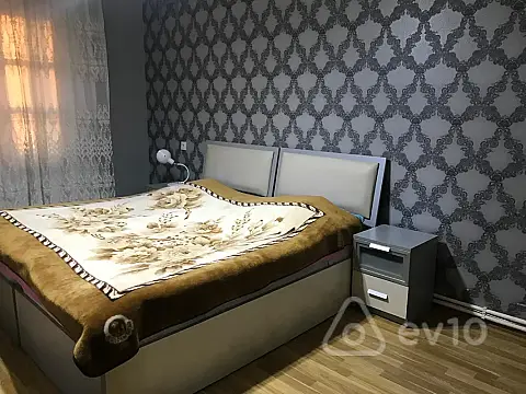 Kirayə verilir 5 otaqlı köhnə tikili 110 m² — Bakı, Nərimanov 5 otaq 110.00 m²