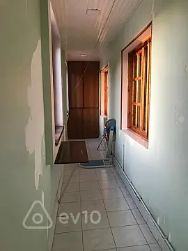 Kirayə verilir 5 otaqlı köhnə tikili 110 m²