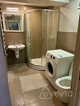 Kirayə verilir mənzil 75 m²