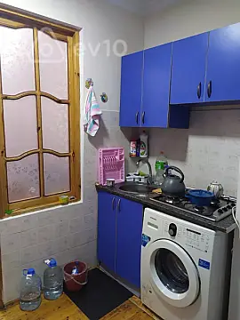 Kirayə verilir 3 otaqlı köhnə tikili 75 m²