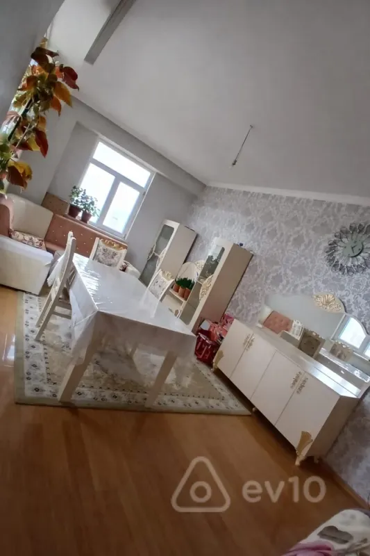 Satılır 2 otaqlı yeni tikili 70.5 m²