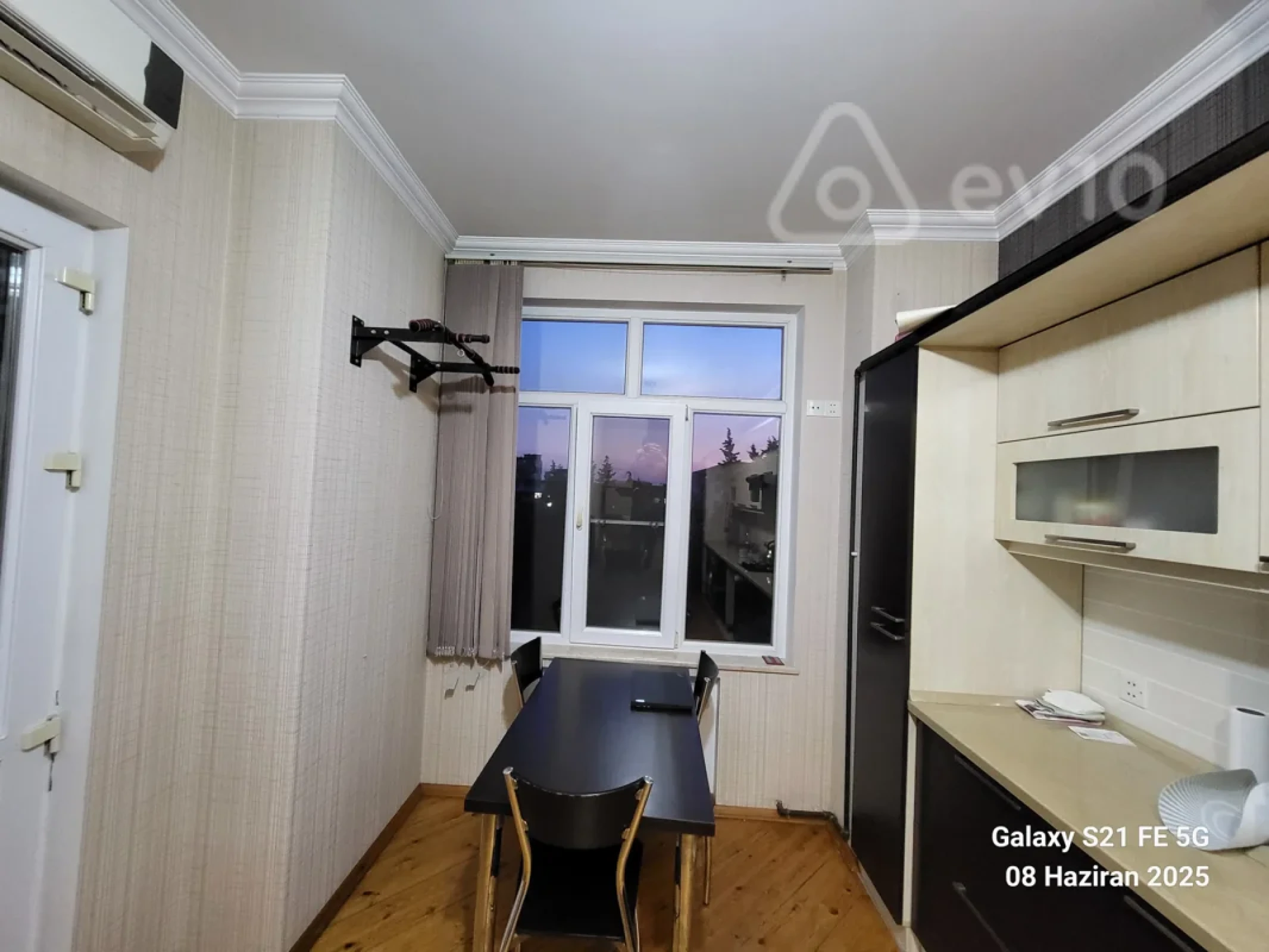Kirayə verilir 2 otaqlı yeni tikili 90 m²