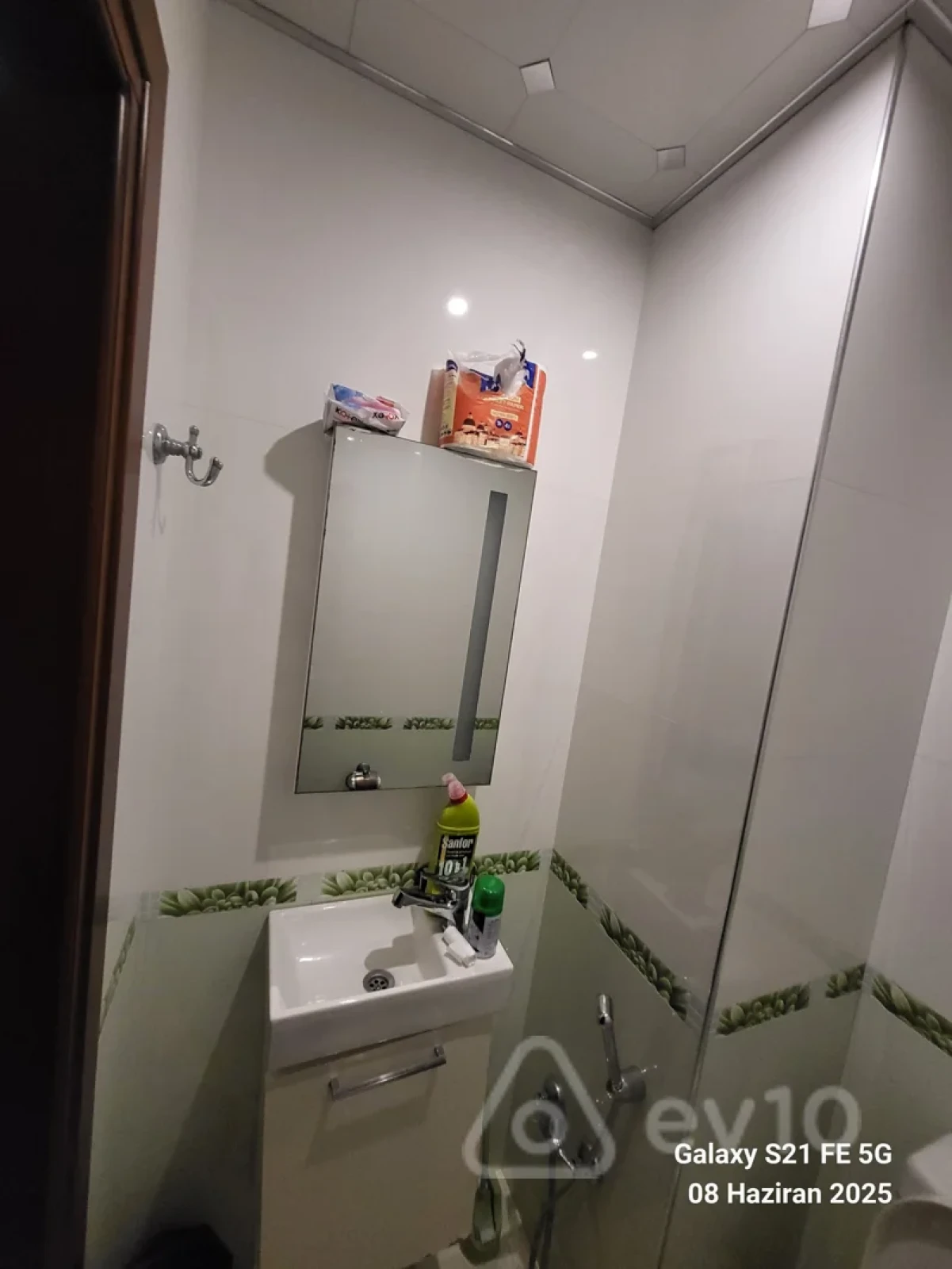 Kirayə verilir 2 otaqlı yeni tikili 90 m²