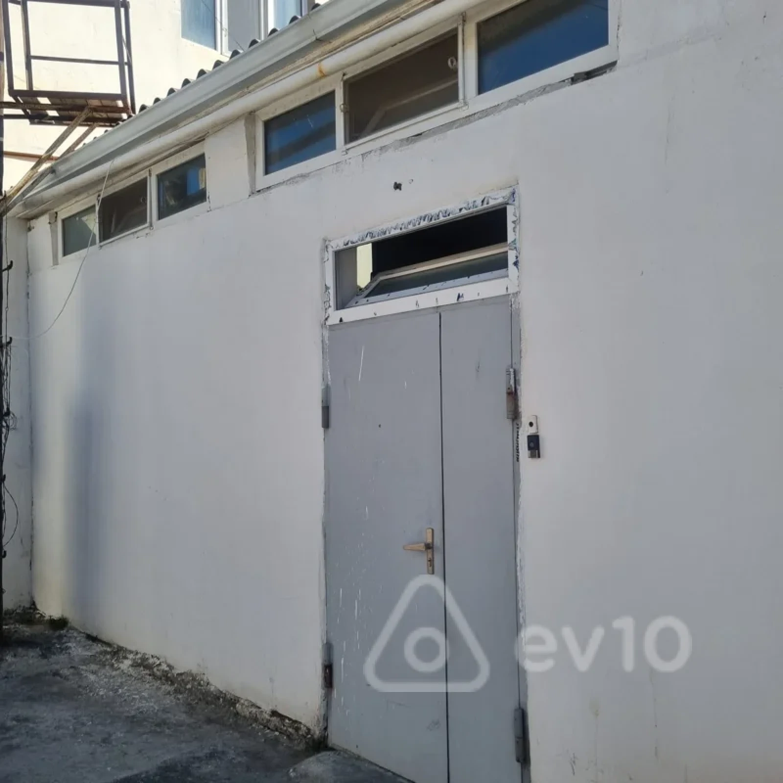 Satılır 2 otaqlı həyət evi 55 m²