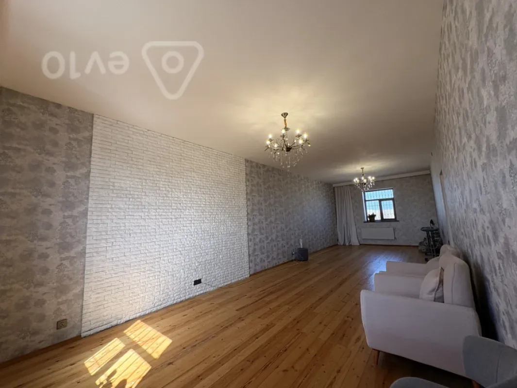 Satılır 4 otaqlı həyət evi 144 m²