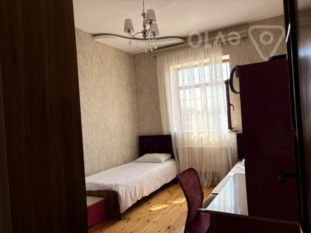 Satılır 4 otaqlı həyət evi 144 m²