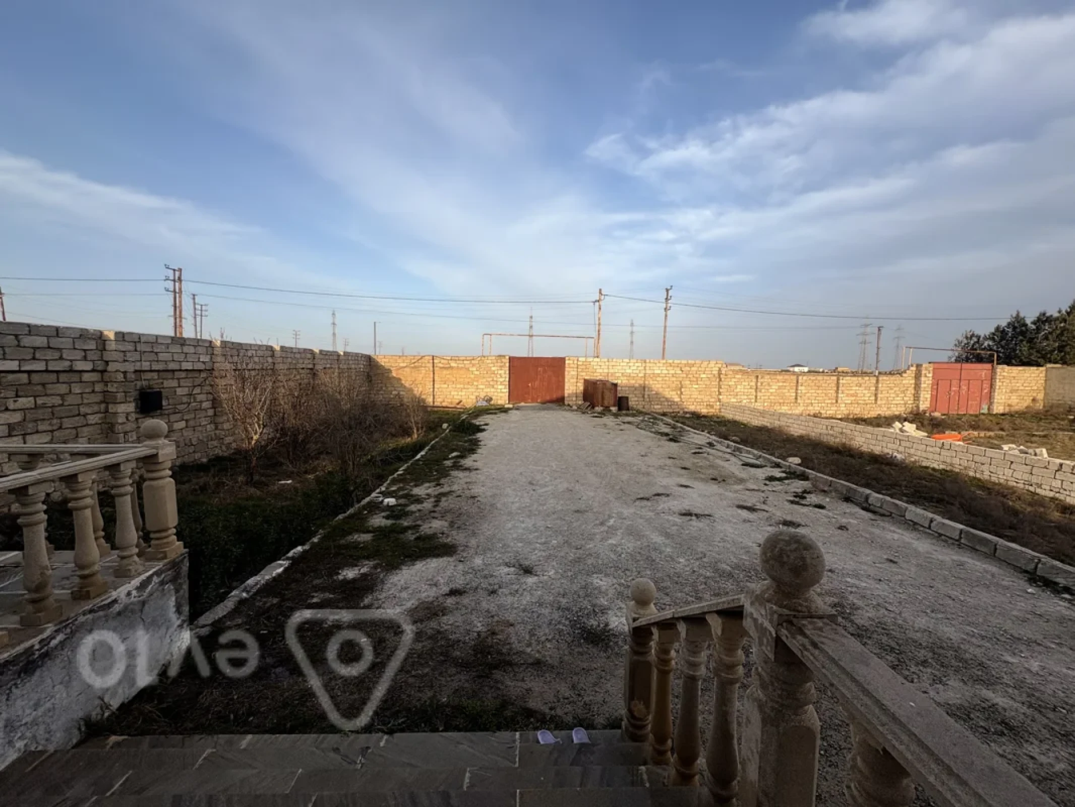 Satılır 4 otaqlı həyət evi 144 m²