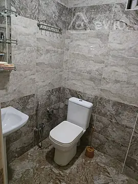 Kirayə verilir 2 otaqlı yeni tikili 55 m²