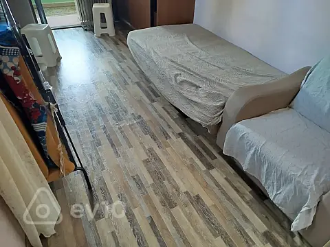 Kirayə verilir 1 otaqlı köhnə tikili 20 m²