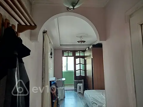 Kirayə verilir 1 otaqlı köhnə tikili 20 m²