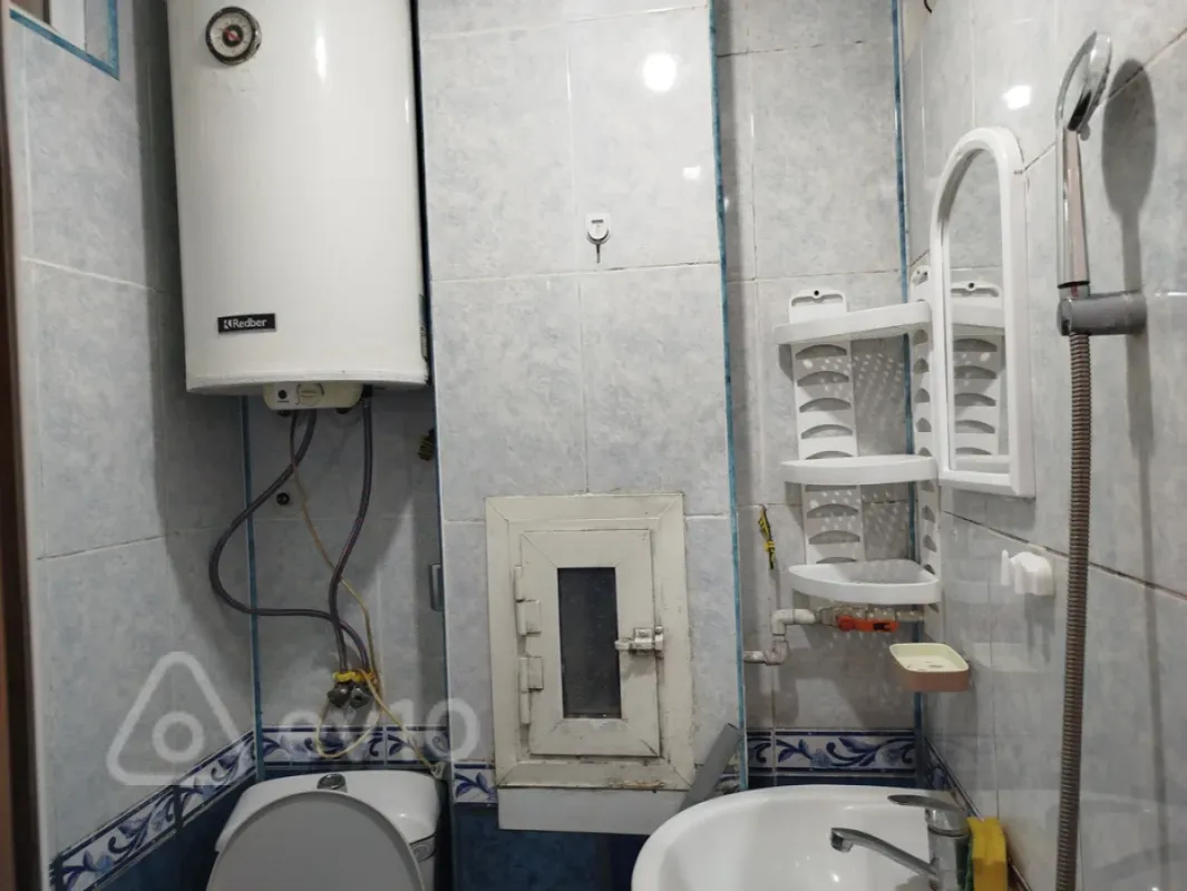 Kirayə verilir 1 otaqlı köhnə tikili 20 m²