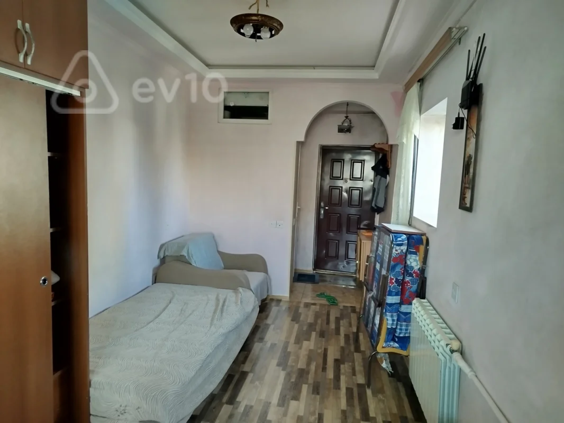 Kirayə verilir 1 otaqlı köhnə tikili 20 m²