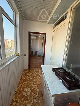 Kirayə verilir 2 otaqlı köhnə tikili 50 m²