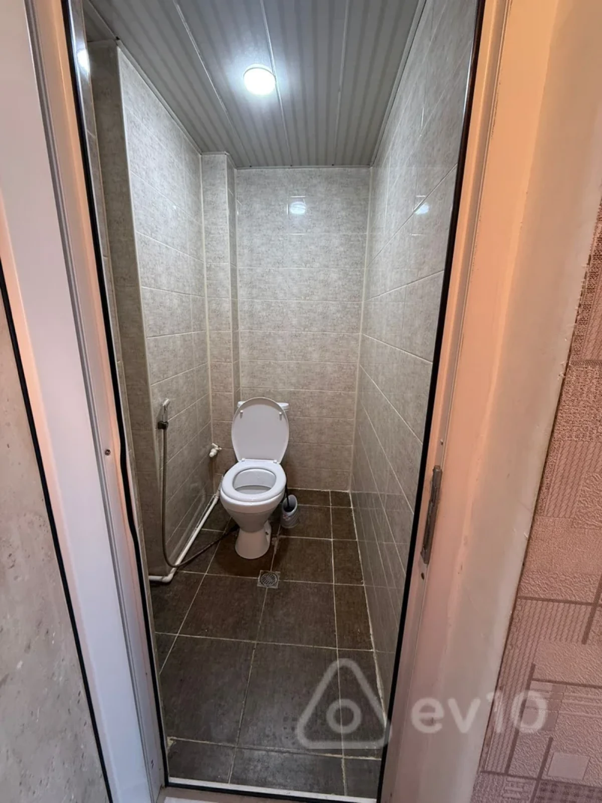 Kirayə verilir 2 otaqlı köhnə tikili 50 m²