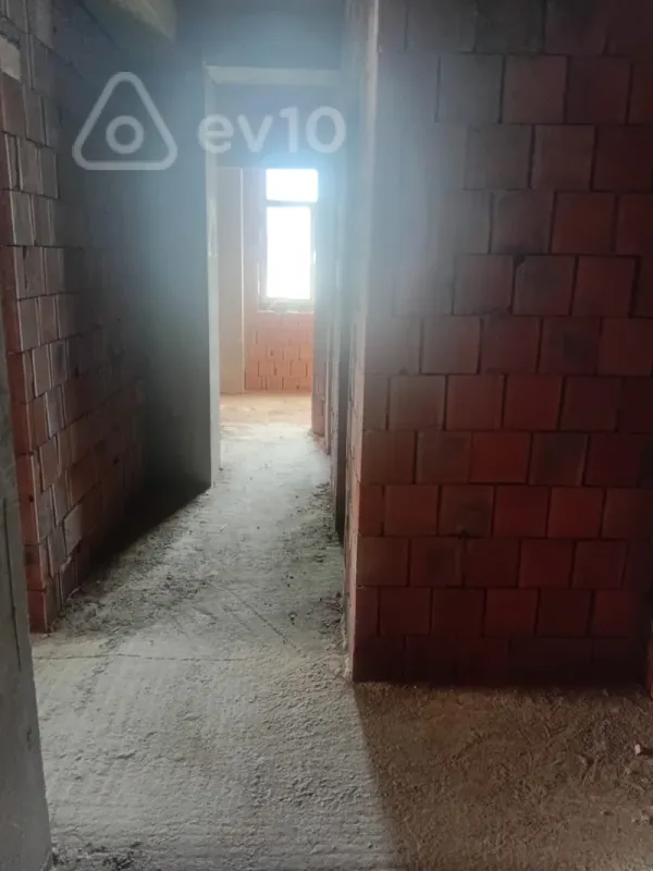 Satılır 3 otaqlı yeni tikili 82.4 m²