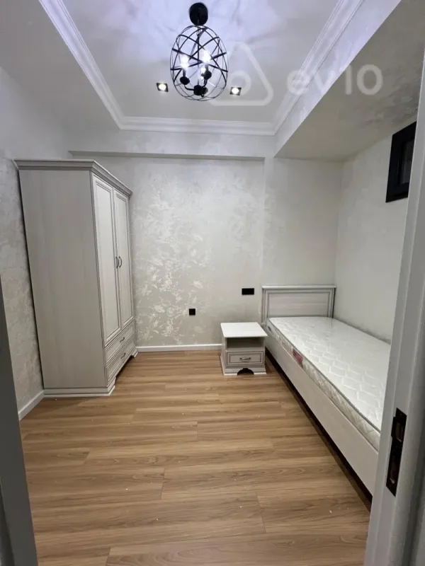 Kirayə verilir 3 otaqlı yeni tikili 113 m²
