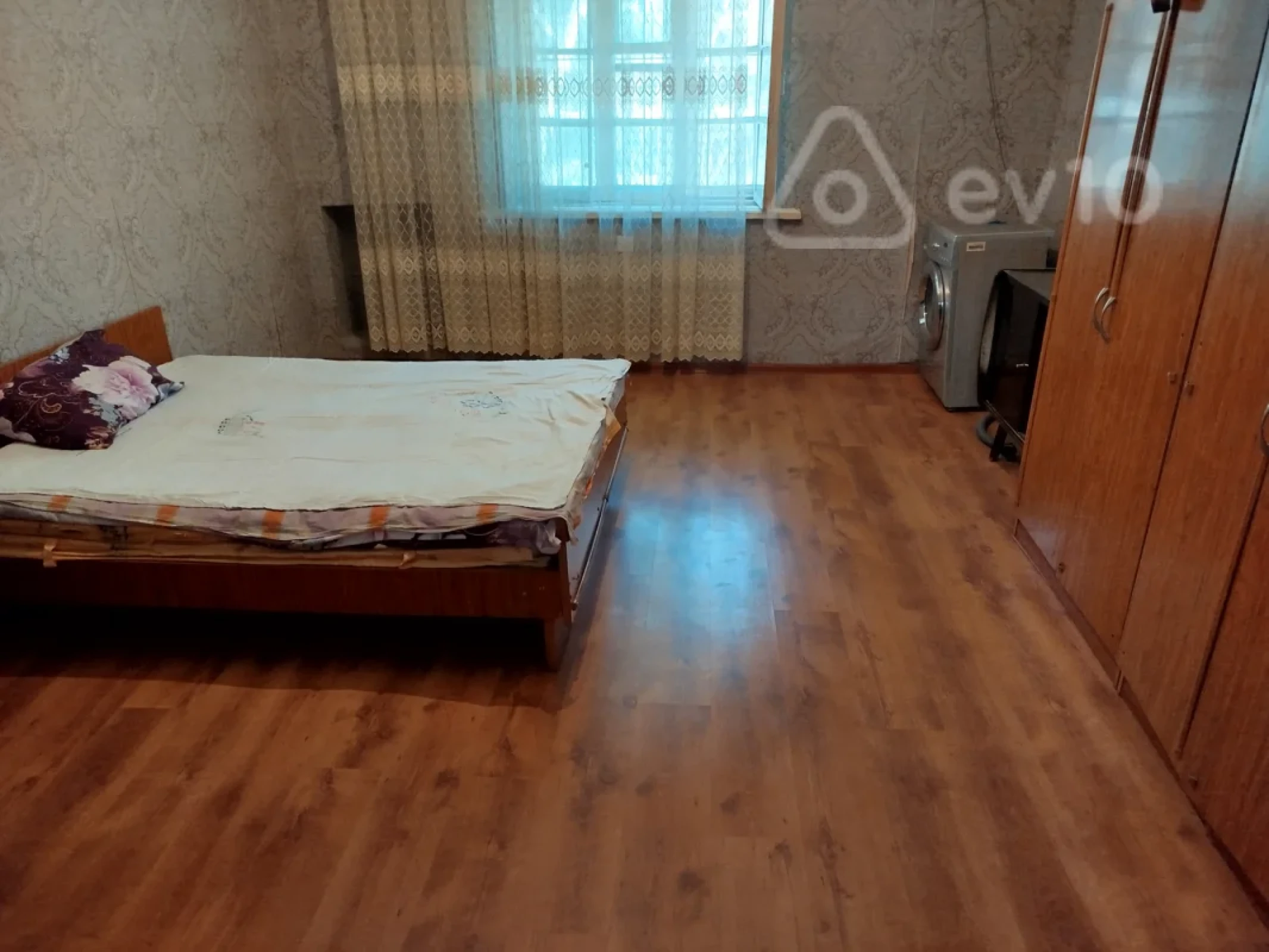 Kirayə verilir 2 otaqlı köhnə tikili 50 m²