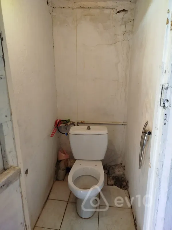 Kirayə verilir 2 otaqlı köhnə tikili 50 m²