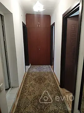 Kirayə verilir 3 otaqlı köhnə tikili 65 m²