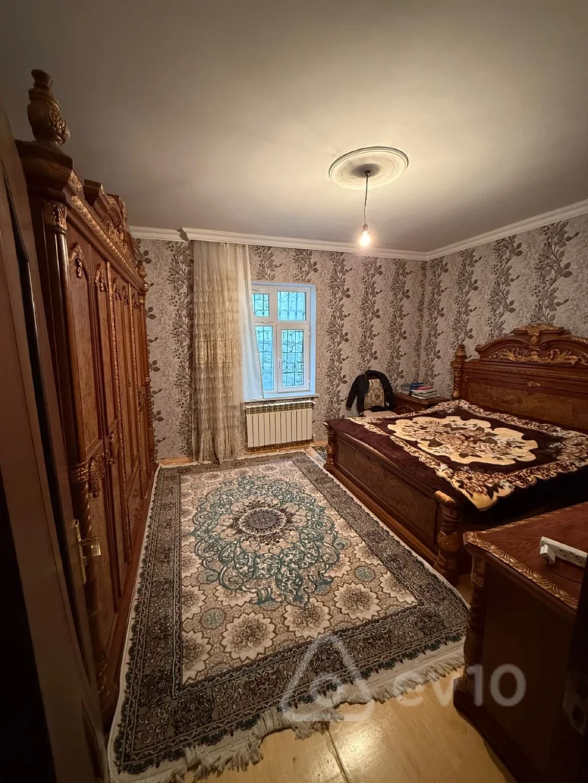 Satılır 6 otaqlı həyət evi 220 m²